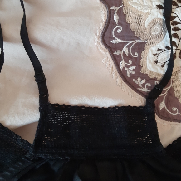 Moda International racer back top - Picture 5 of 5